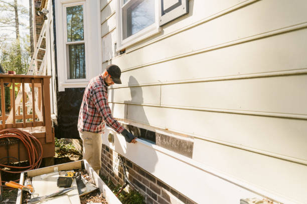 Top rated local Emergency Siding Repair specialists in Four Oaks, NC